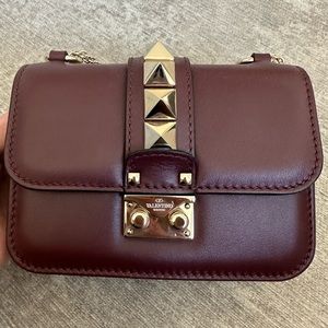 Valentino Rockstud Glam Bag - burgundy & mini size.